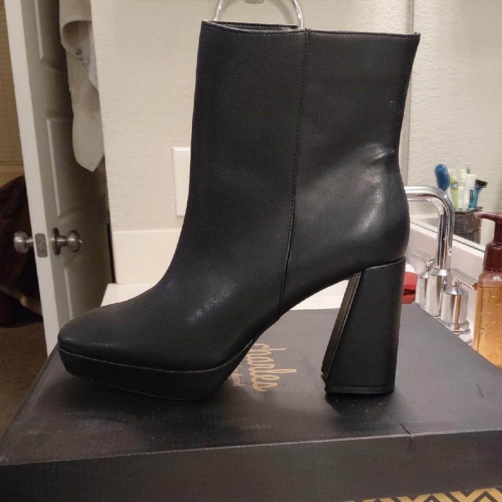 Charles David Black Heeled Boots